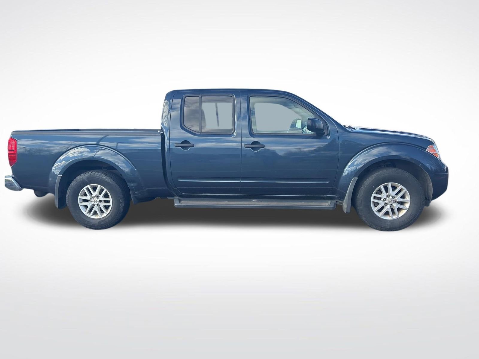 Used 2018 Nissan Frontier SV w/ Value Truck Package image 11