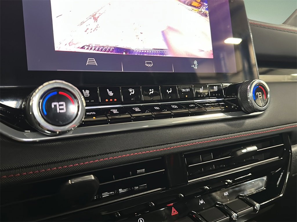 Used 2024 Chevrolet Colorado Z71 w/ Z71 Convenience Package 2 image 19