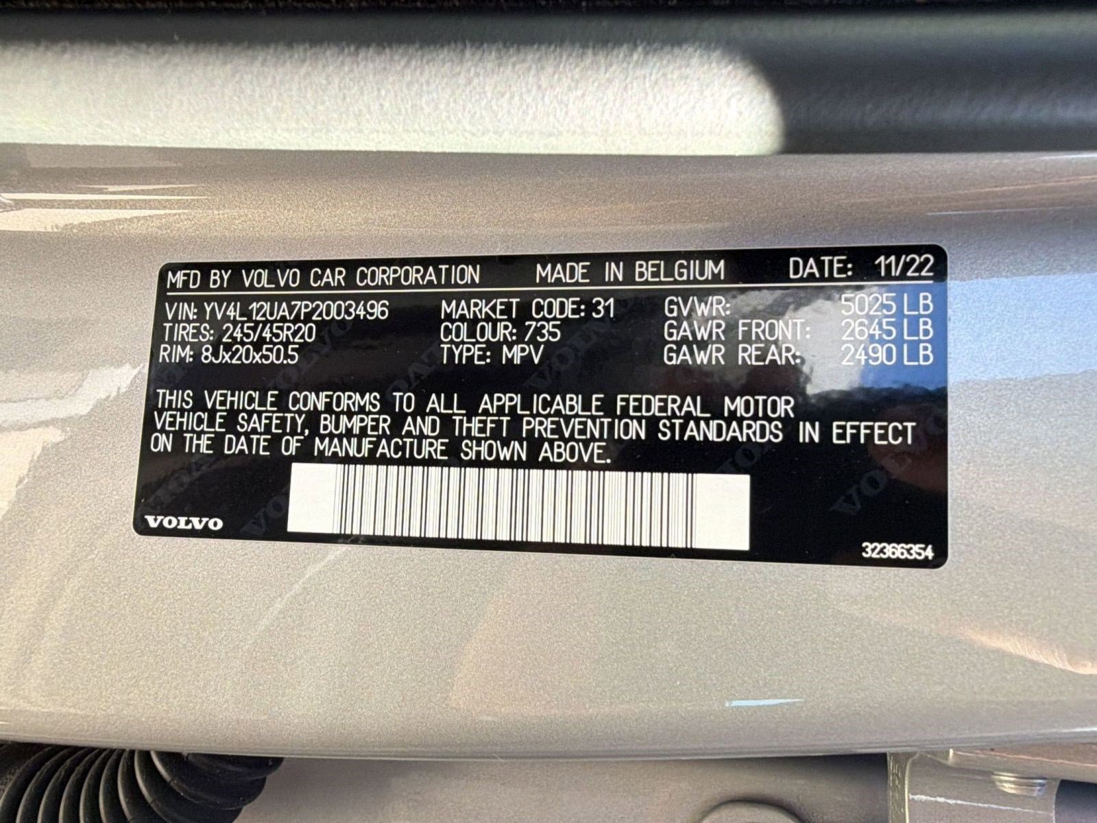 Certified 2023 Volvo XC40 B5 Ultimate w/ Protection Package Premier image 21