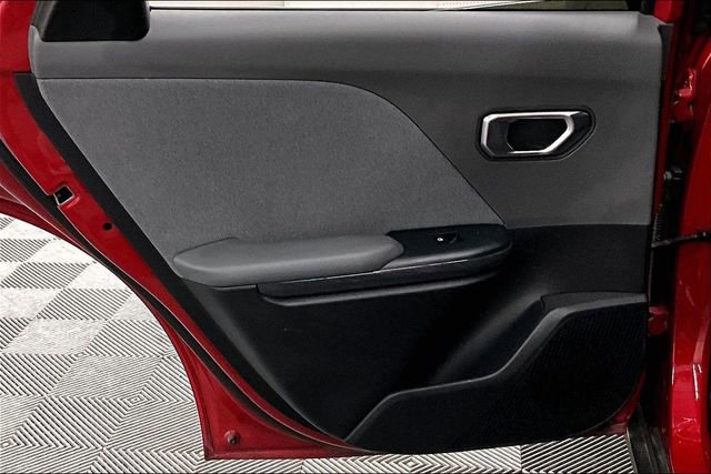 Used 2025 Kia K4 EX image 22