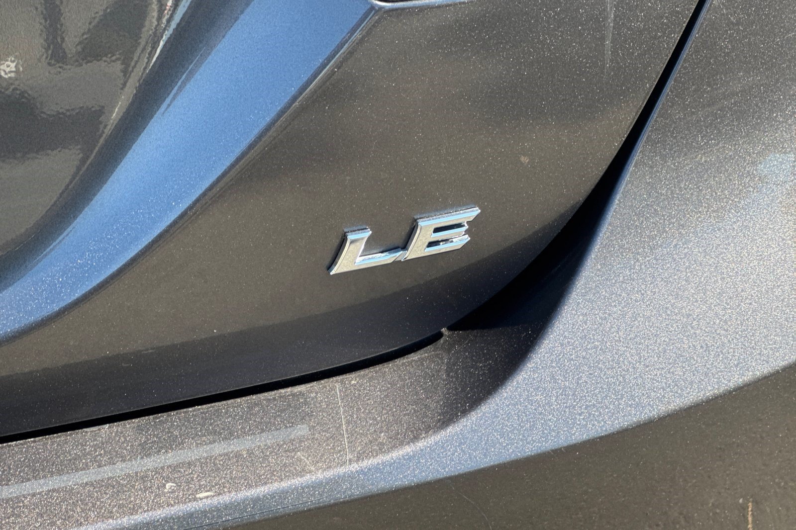 Used 2020 Toyota Camry LE FWD image 36