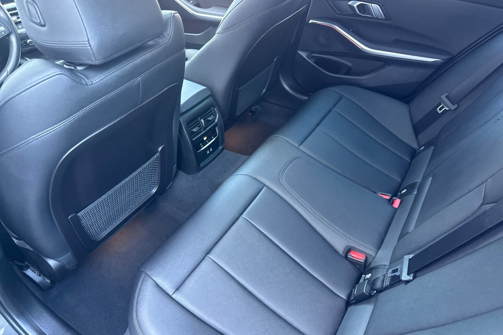 Used 2021 BMW 330i Sedan w/ Driving Assistance Package RWD image 27