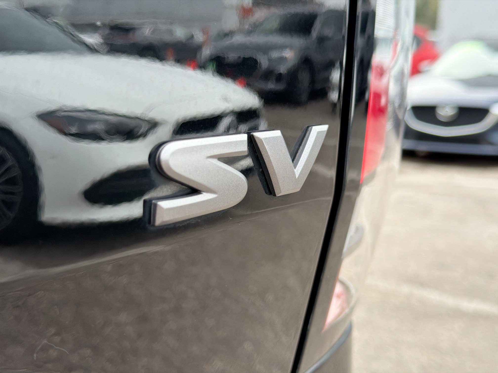 Used 2022 Nissan Frontier SV w/ Technology Package image 11