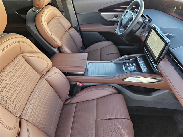 New 2026 Lincoln Nautilus Reserve image 13