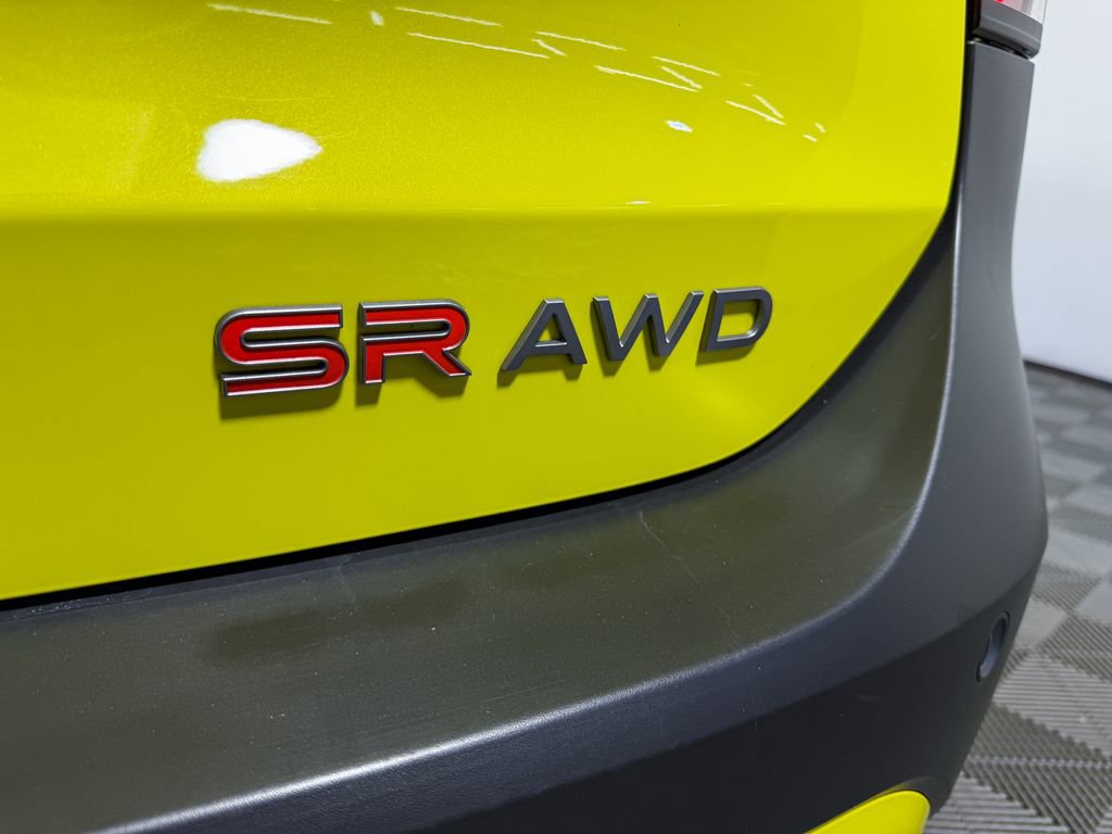 Certified 2025 Nissan Kicks SR image 9