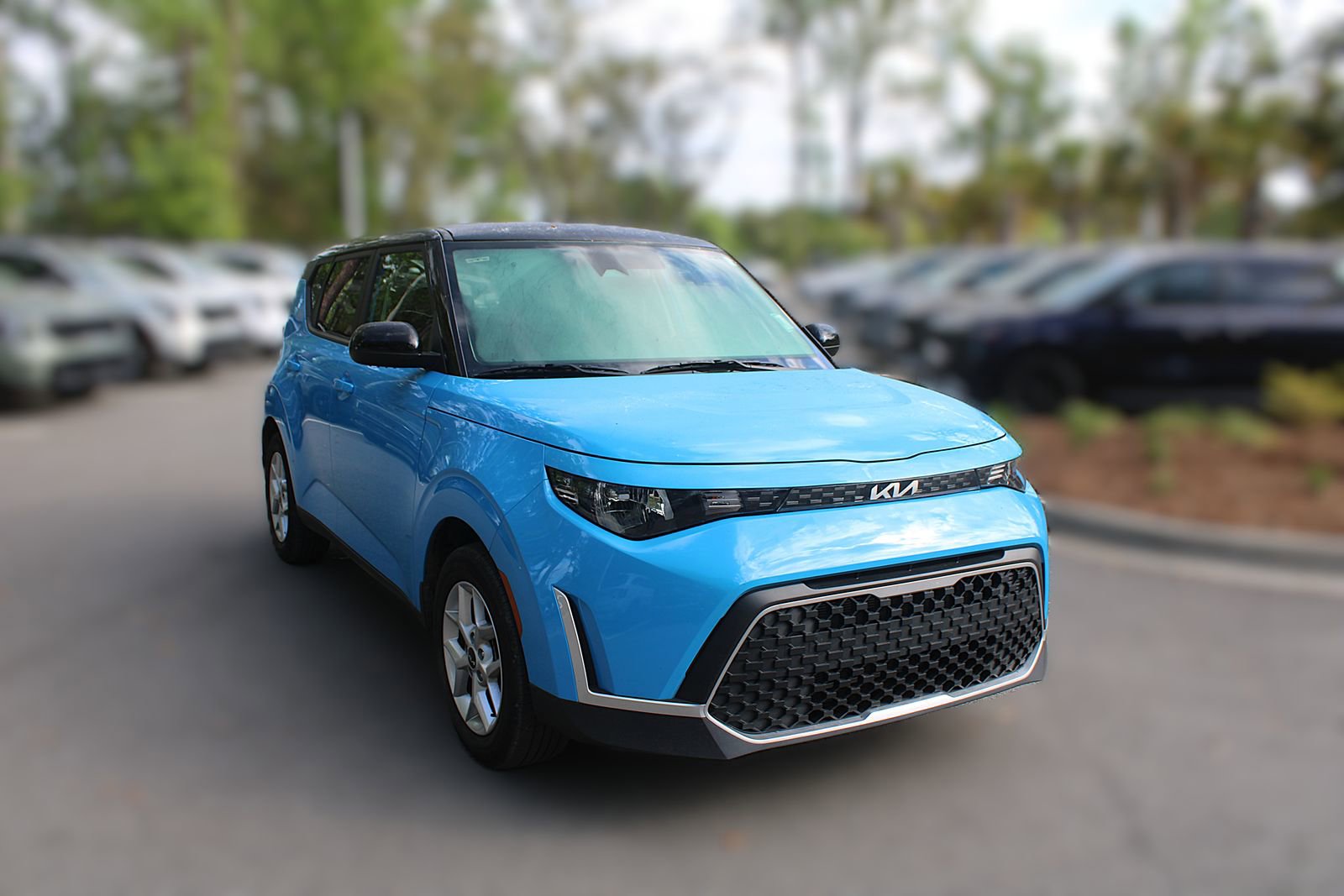 Certified 2023 Kia Soul S image 15