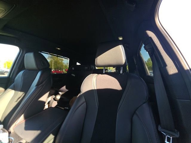 Used 2025 Acura MDX A-Spec AWD/4WD image 11
