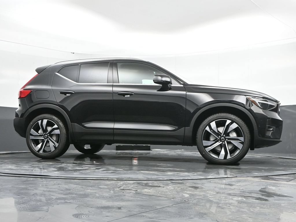 Used 2025 Volvo XC40 B5 Ultra w/ Climate Package AWD/4WD image 46