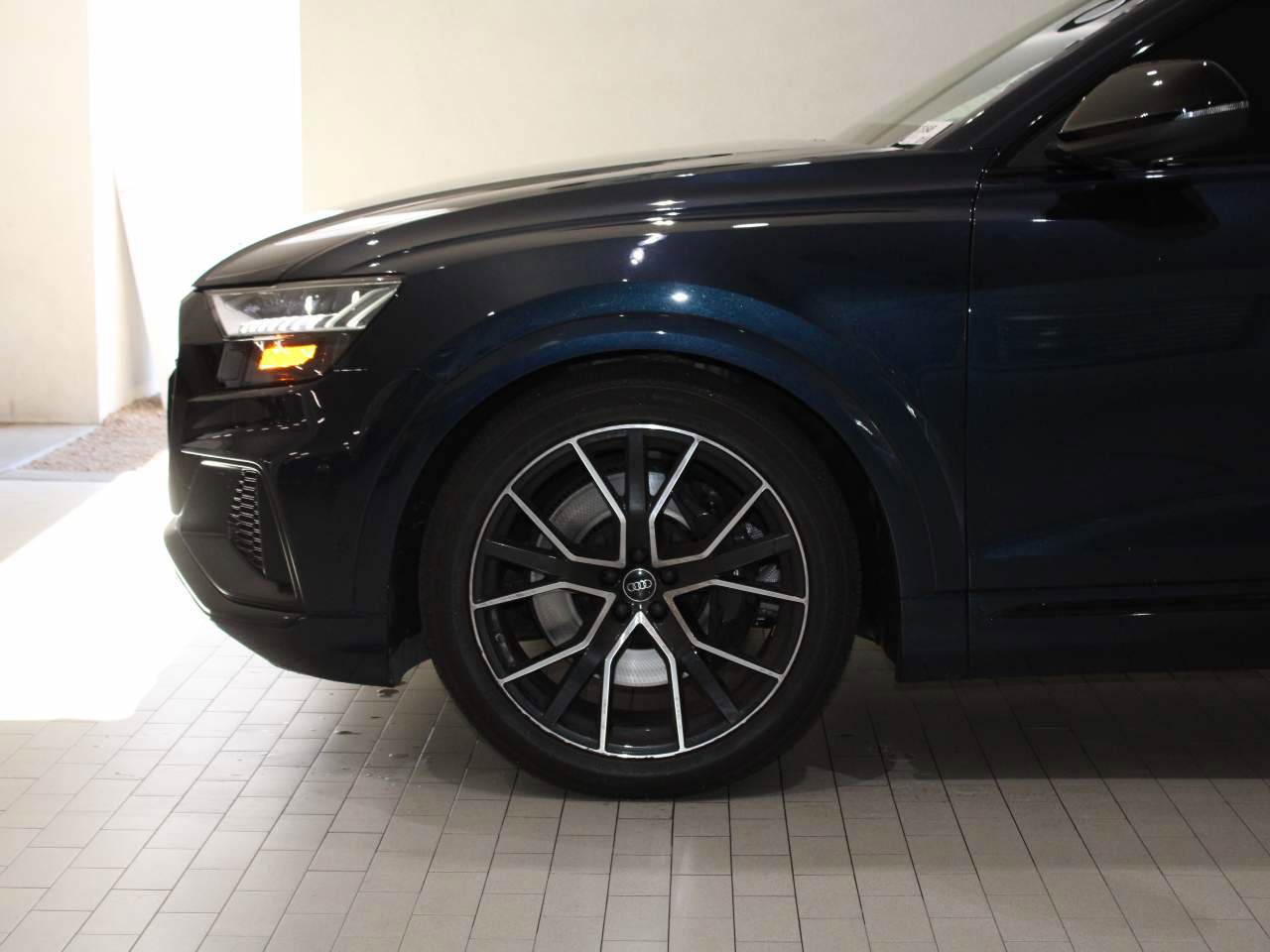 Used 2023 Audi SQ8 Premium Plus image 4