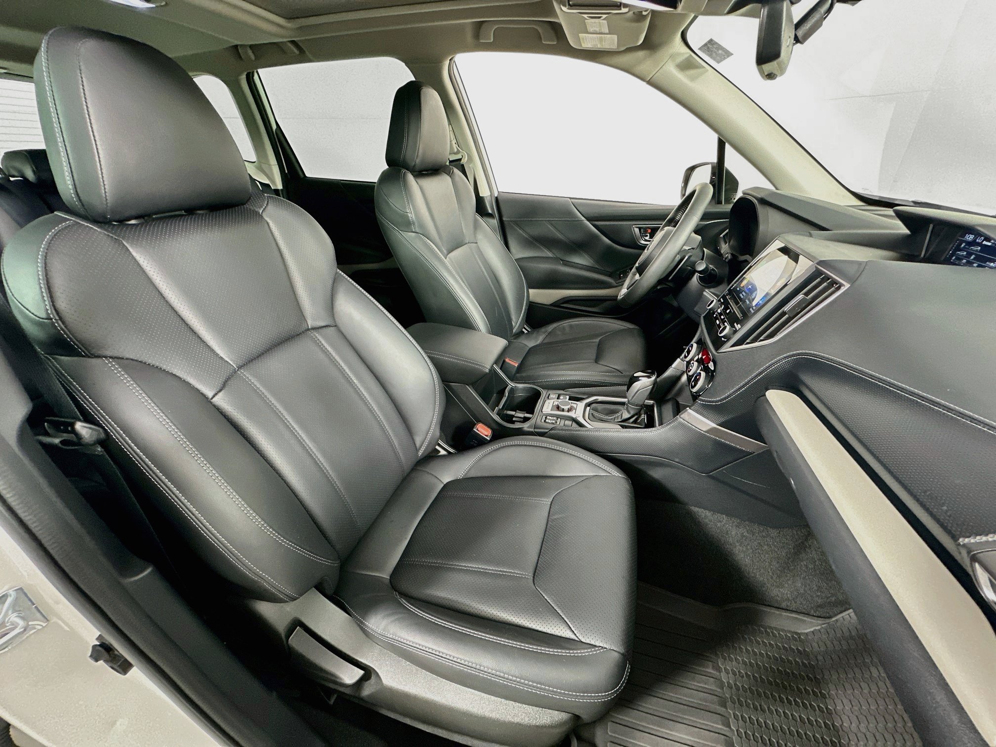 Used 2023 Subaru Forester Limited AWD/4WD image 29
