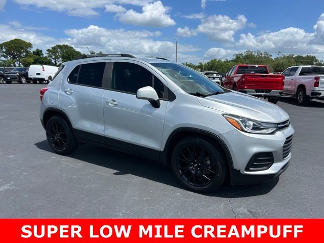 Used 2021 Chevrolet Trax LT w/ Sport Edition image 1