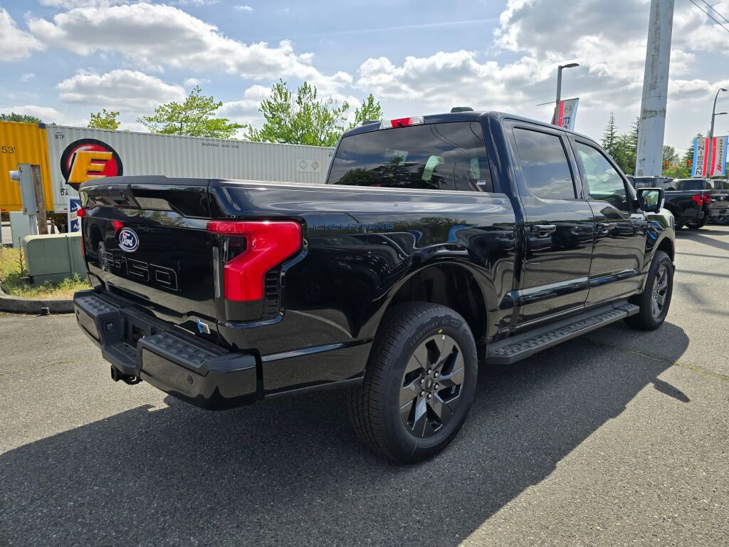 New 2025 Ford F150 Lightning Flash AWD/4WD image 6