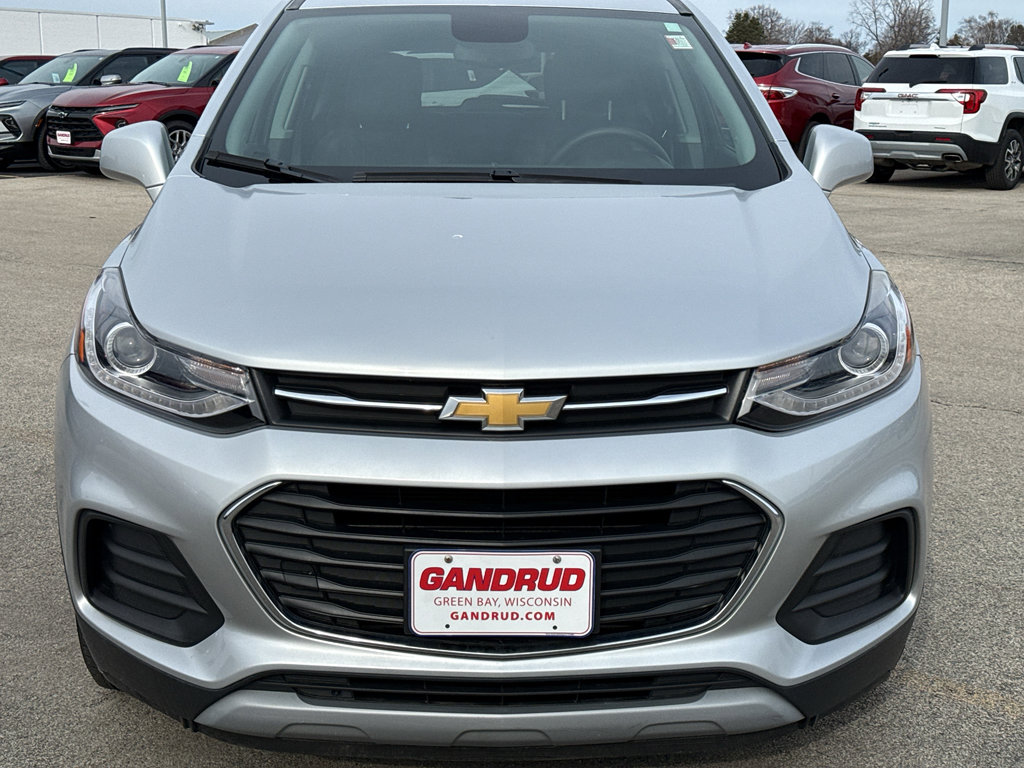 Used 2019 Chevrolet Trax LT w/ LT Convenience Package image 3