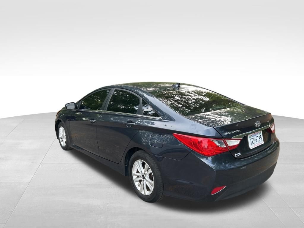 Used 2014 Hyundai Sonata GLS w/ Popular Equipment Group 2 image 3