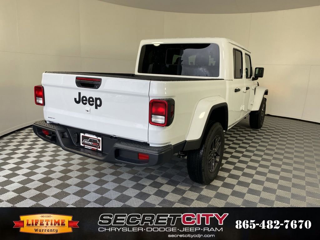 New 2025 Jeep Gladiator Sport image 7