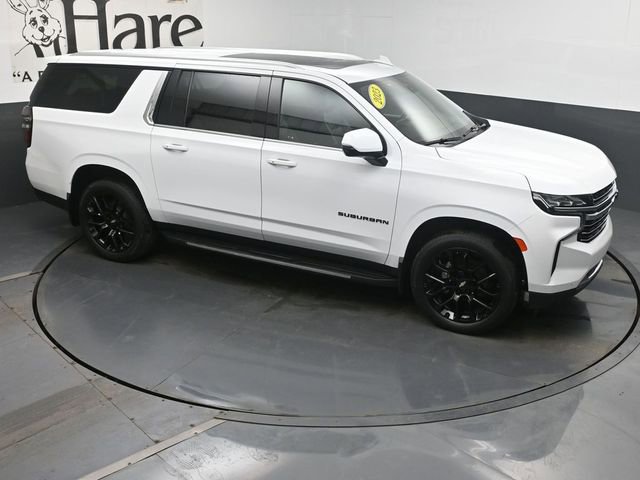 Used 2023 Chevrolet Suburban LT w/ Luxury Package image 41
