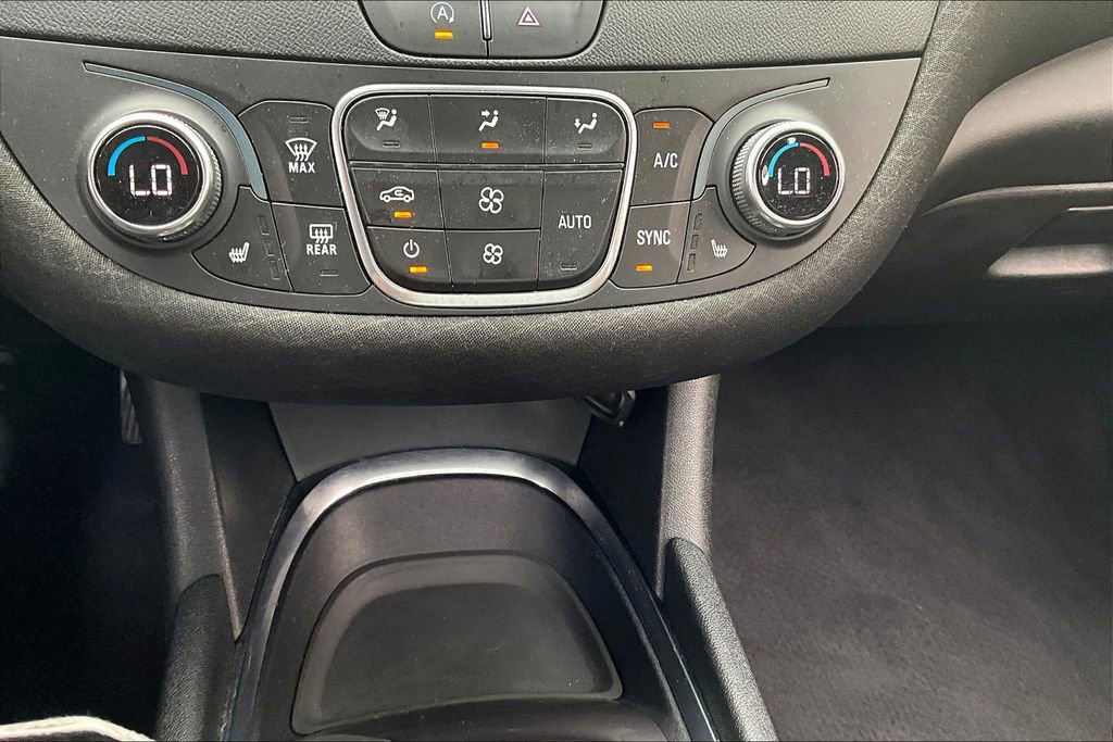 Used 2020 Chevrolet Malibu LT w/ Fleet LT Safety Plus Package image 15