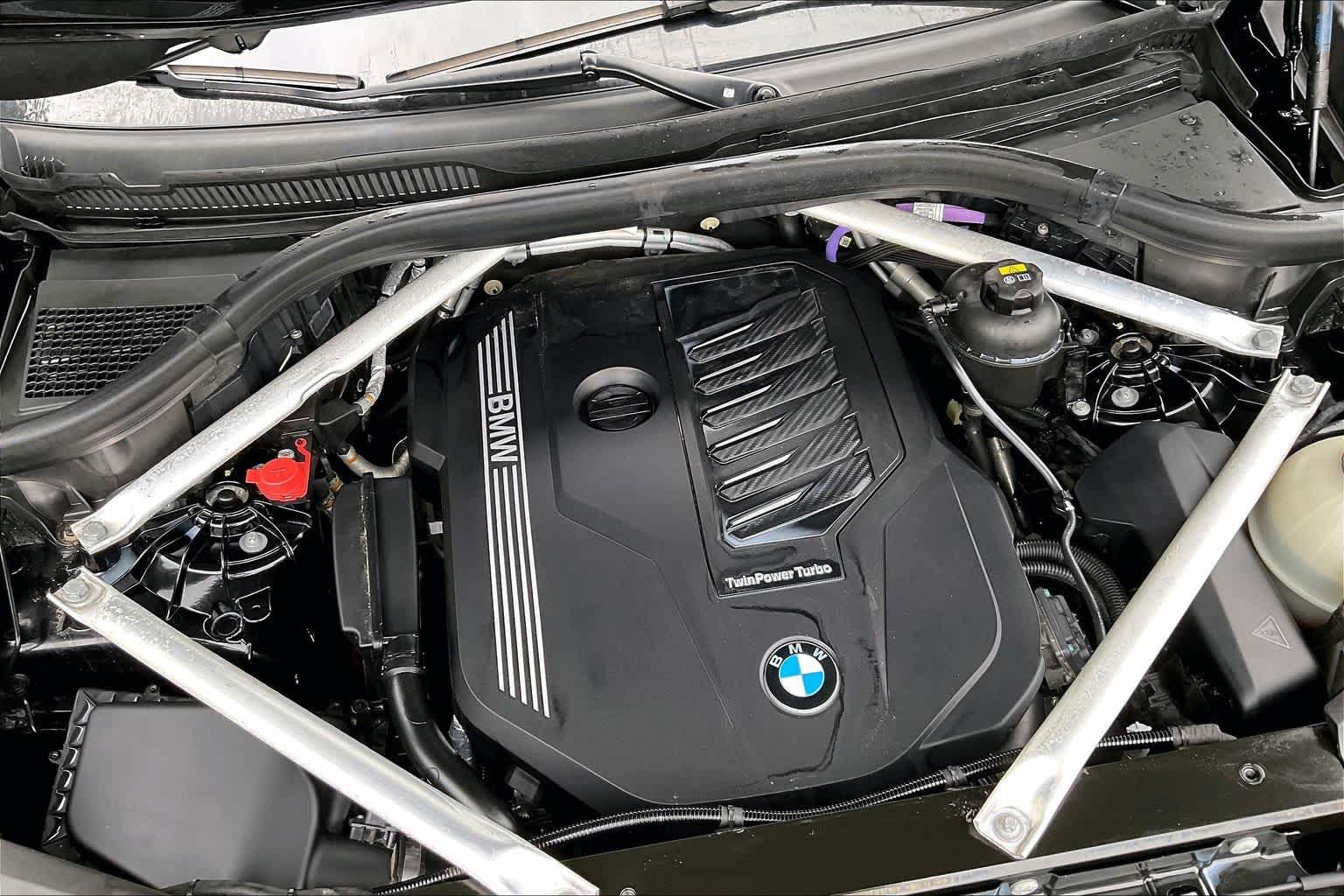 Used 2022 BMW X5 xDrive40i w/ Premium Package AWD/4WD image 30