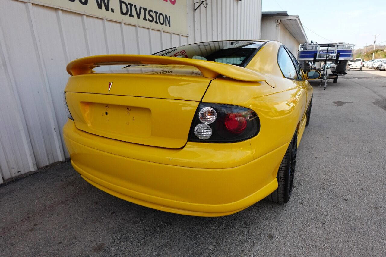 Used 2004 Pontiac GTO RWD image 2