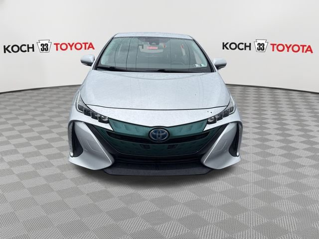 Used 2018 Toyota Prius Prime Plus FWD image 2