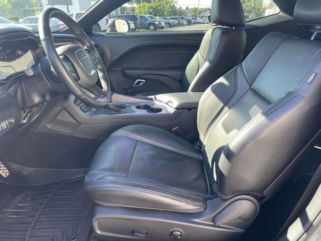 Used 2023 Dodge Challenger SXT w/ Plus Package RWD image 16