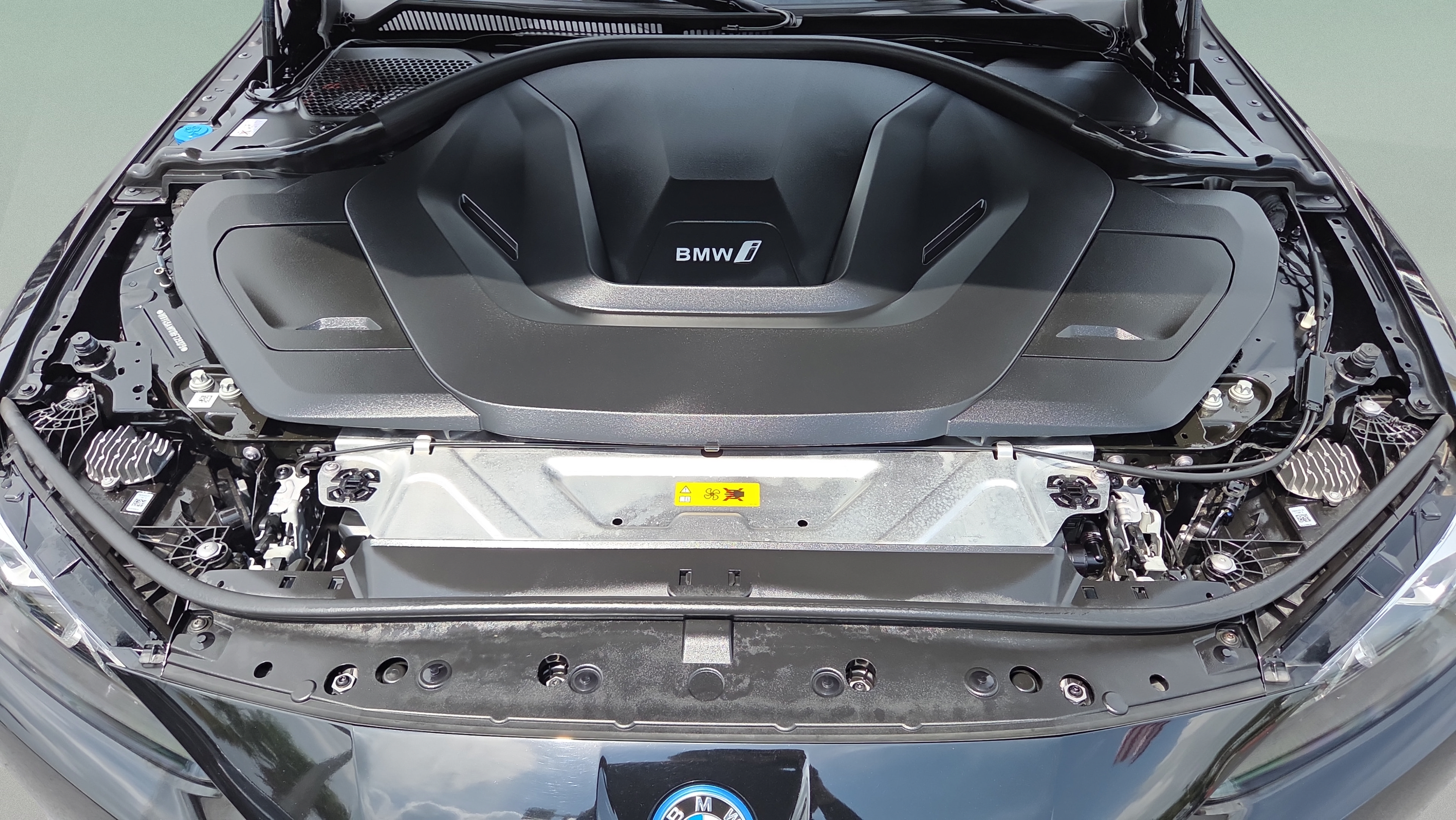 Used 2024 BMW i4 eDrive35 w/ Convenience Package RWD image 18