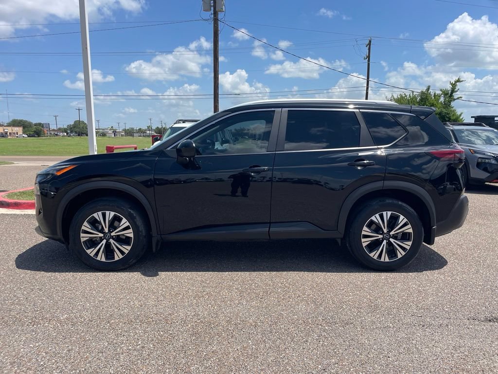 Certified 2023 Nissan Rogue SV w/ SV Premium B Package FWD image 4