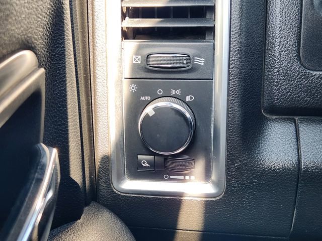 Used 2021 RAM 1500 Classic Warlock w/ Technology Package I image 23