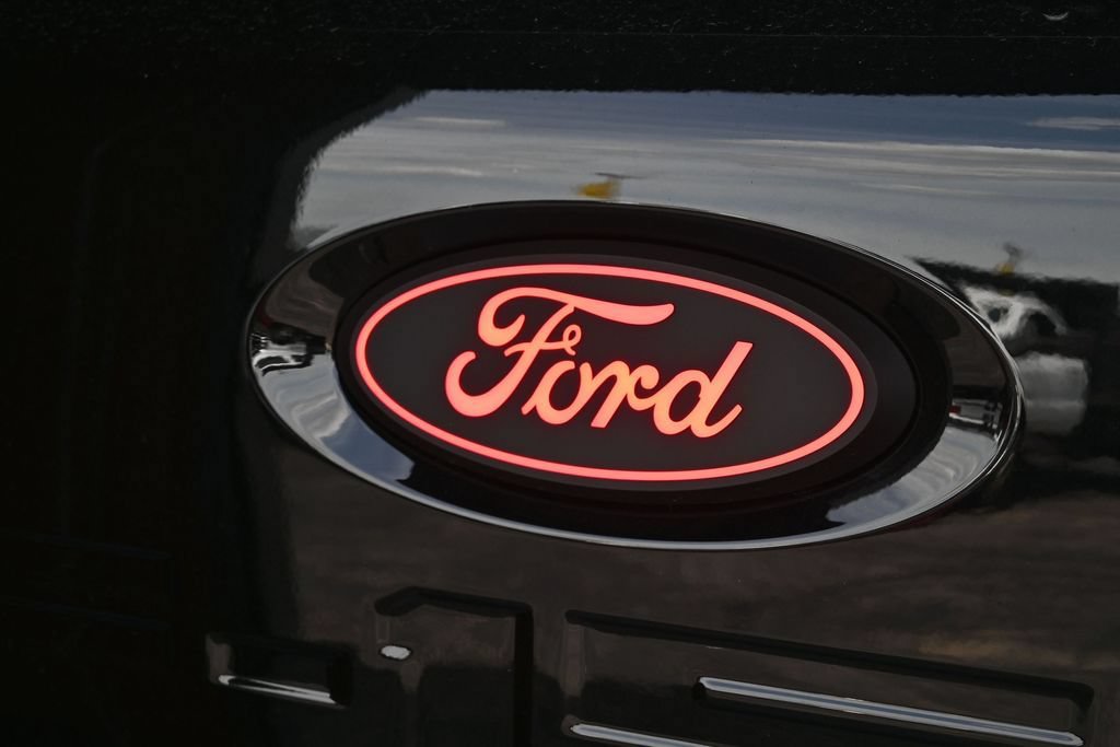 New 2026 Ford F150 Lariat w/ Equipment Group 502A High AWD/4WD image 14