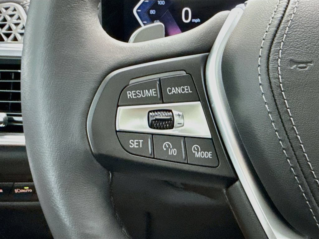 Certified 2025 BMW X5 xDrive40i AWD/4WD image 11