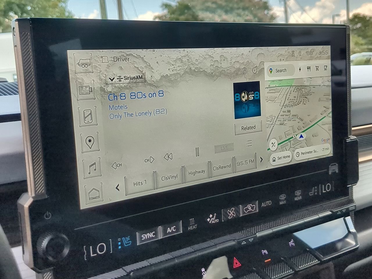 Used 2025 GMC Hummer EV 2X AWD/4WD image 13