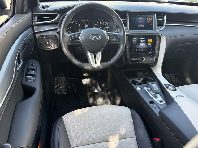Certified 2025 INFINITI QX55 Luxe w/ Cargo Package AWD/4WD image 9