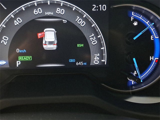 Used 2025 Toyota RAV4 XLE image 2