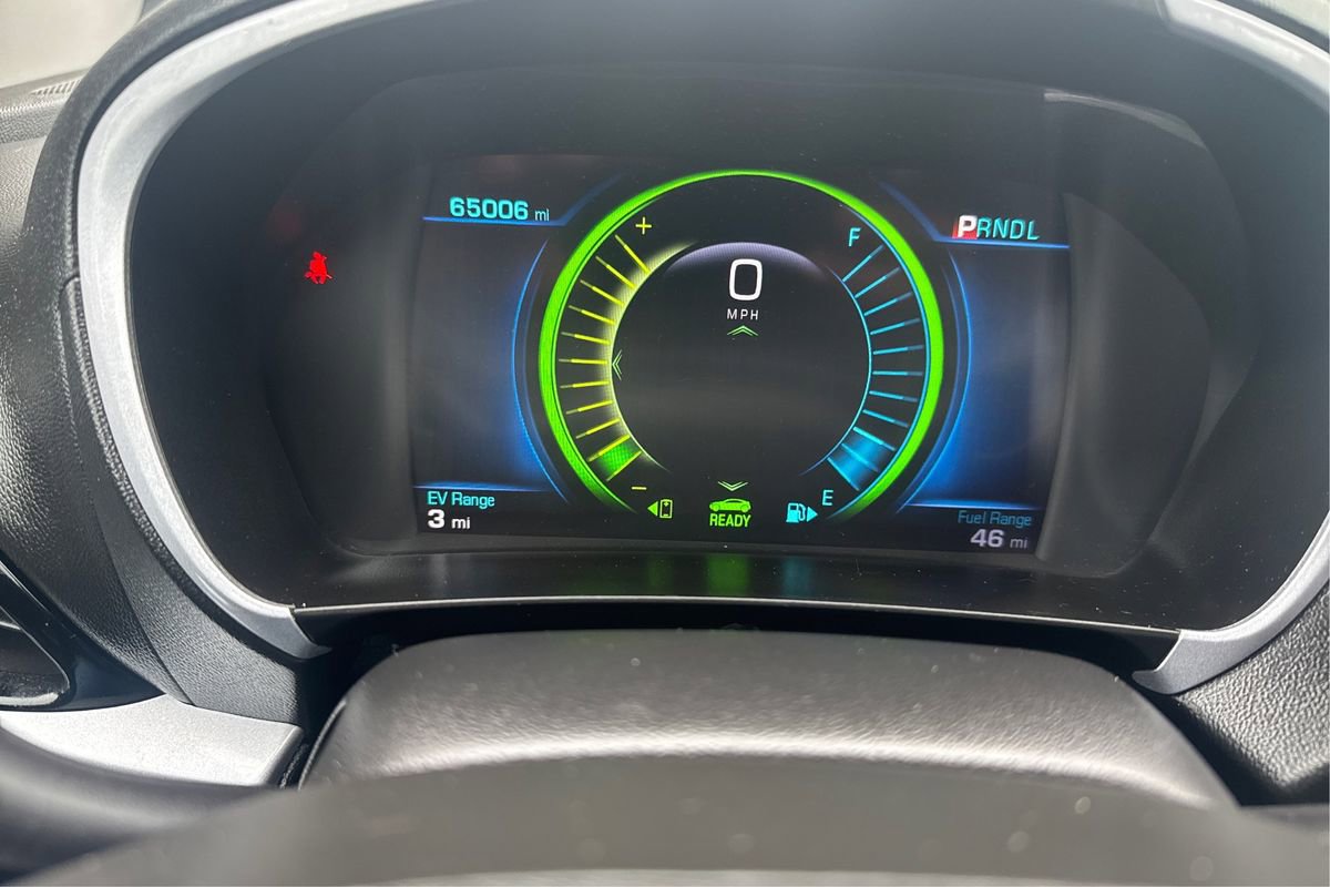 Used 2018 Chevrolet Volt LT w/ Comfort Package FWD image 16