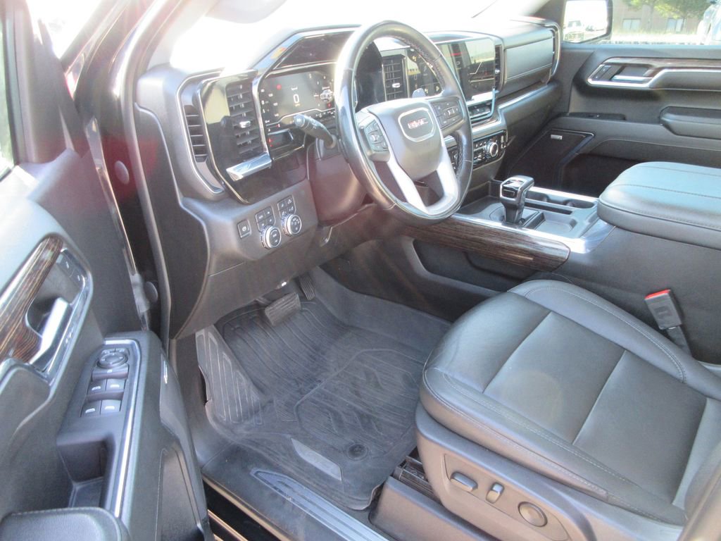 Certified 2024 GMC Sierra 1500 Elevation w/ Elevation Premium Package AWD/4WD image 15