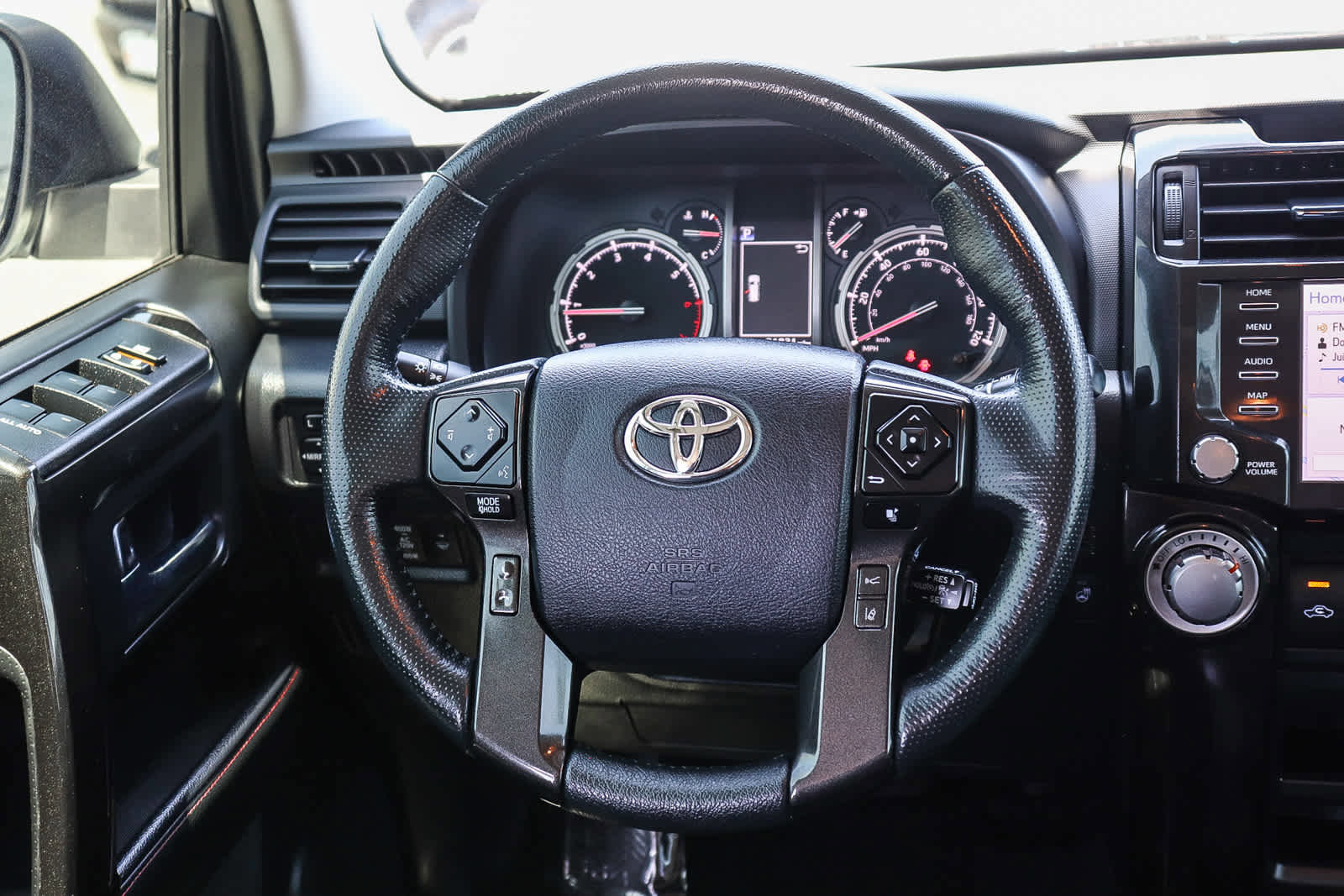 Used 2024 Toyota 4Runner TRD Off-Road Premium w/ Moonroof Package AWD/4WD image 20