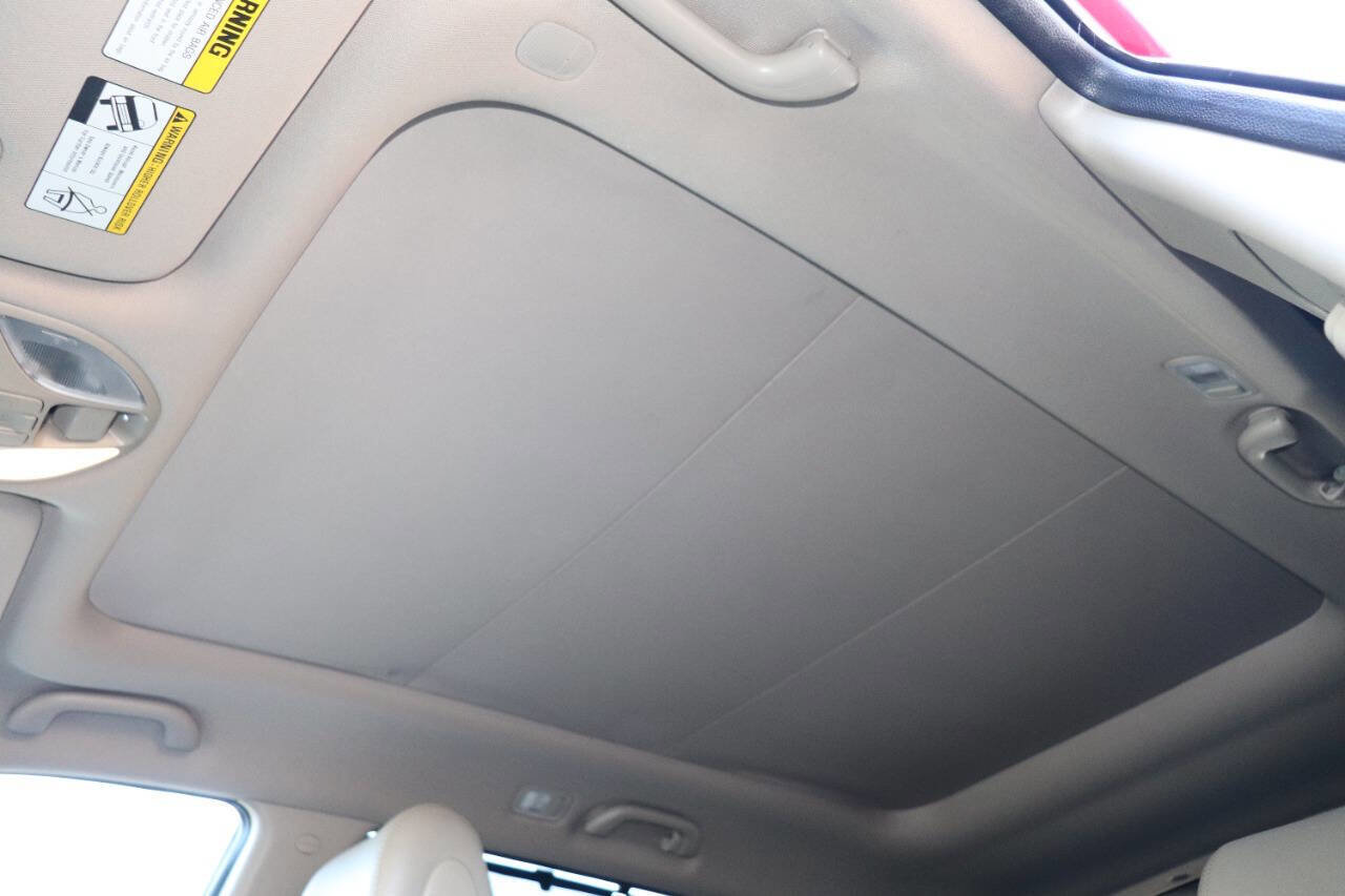 Used 2013 Hyundai Santa Fe Sport 2.0T w/ Technology Pkg image 31