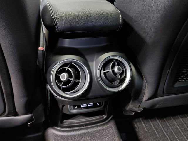 Used 2024 Alfa Romeo Stelvio Veloce image 48