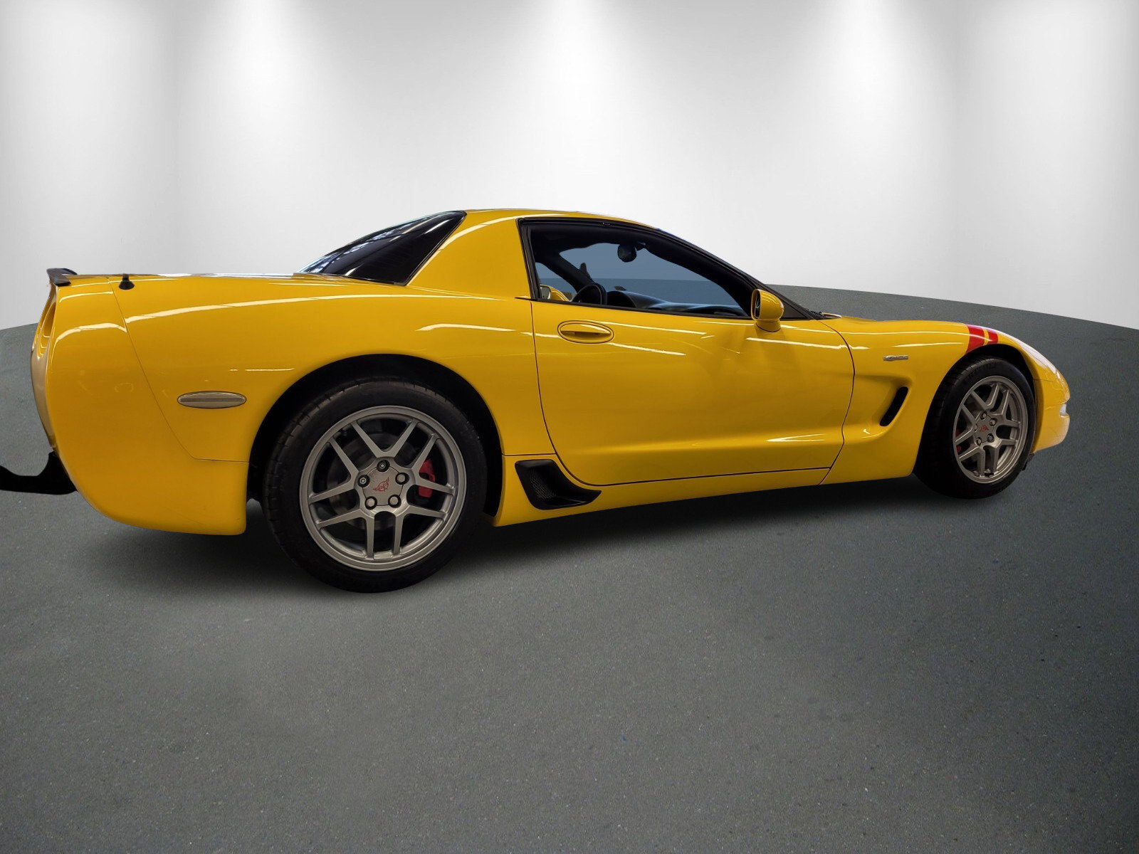 Used 2001 Chevrolet Corvette Z06 w/ Memory Pkg image 7
