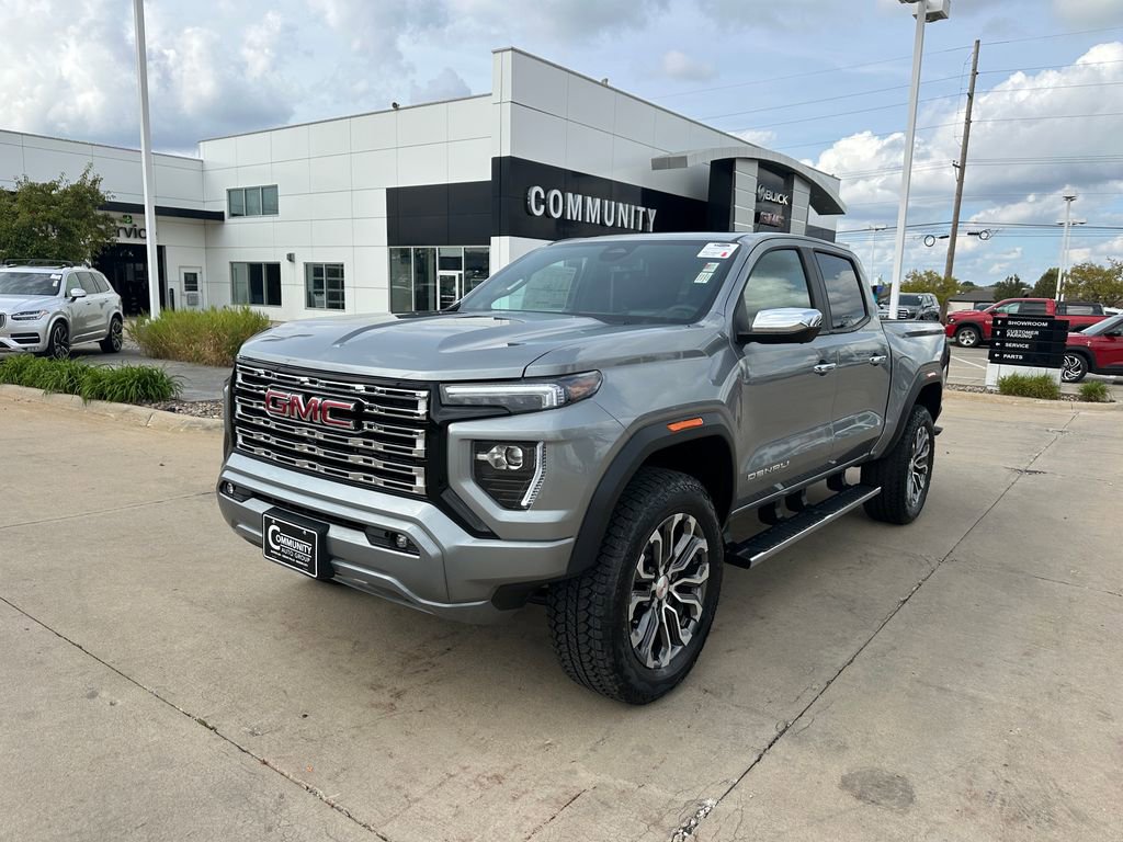 New 2026 GMC Canyon Denali image 3
