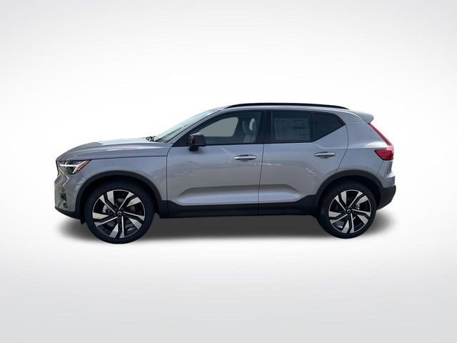 New 2026 Volvo XC40 B5 Ultra image 4