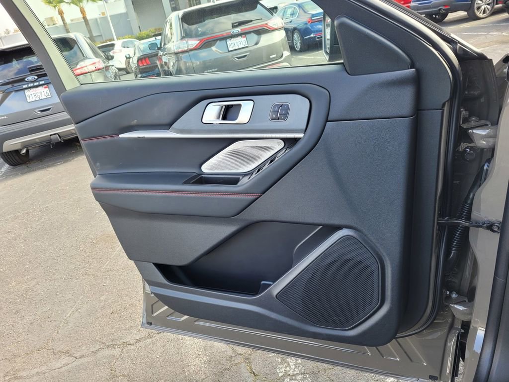 New 2026 Ford Explorer ST w/ Sun And Sound Package image 42