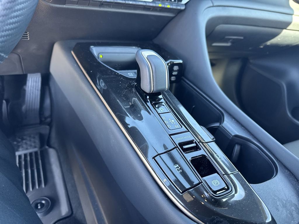 Used 2025 Toyota Crown Platinum image 23