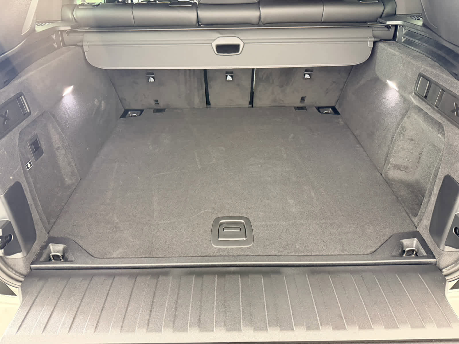 New 2026 BMW X5 M60i AWD/4WD image 19