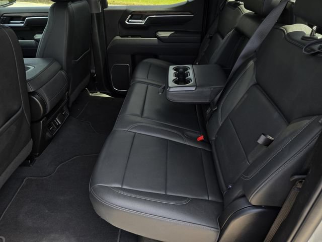 Used 2025 GMC Sierra 1500 SLT AWD/4WD image 27