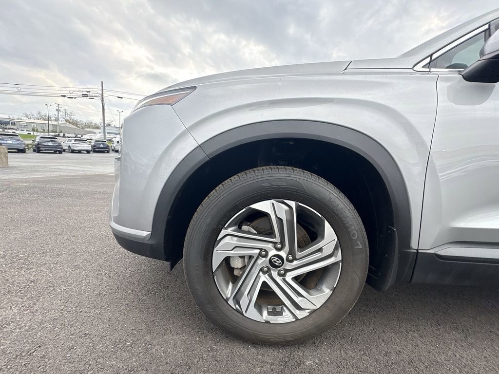 Certified 2023 Hyundai Santa Fe SE AWD/4WD image 17