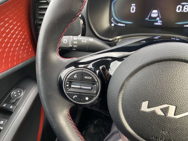 Certified 2023 Kia Soul GT-Line image 22