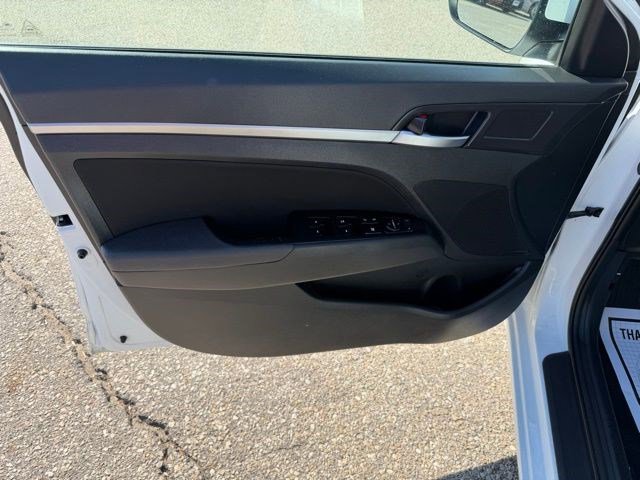Used 2020 Hyundai Elantra SEL w/ Cargo Package (C1) image 11