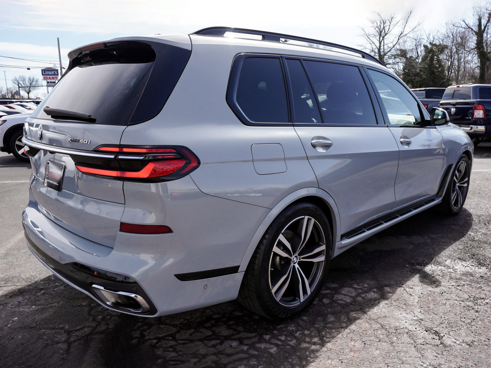 Used 2025 BMW X7 xDrive40i image 6