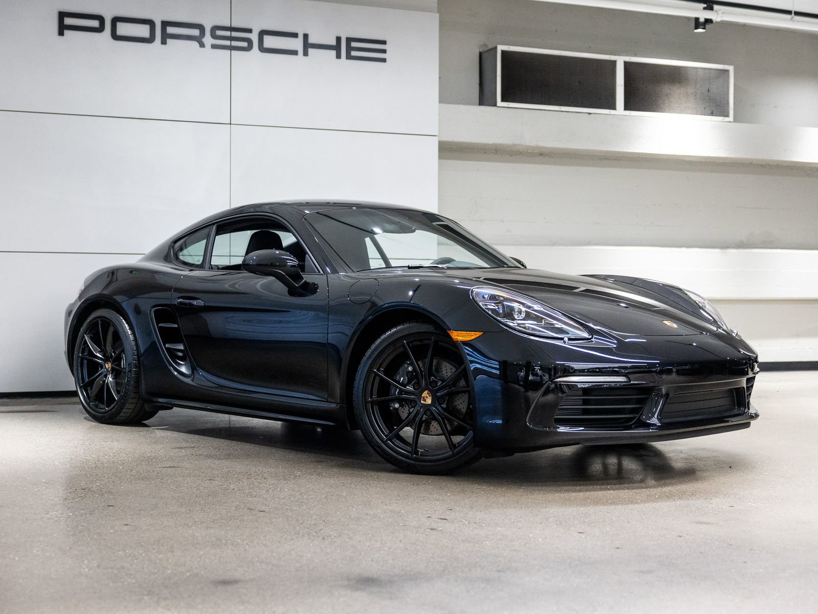 Certified 2025 Porsche 718 Cayman RWD image 10
